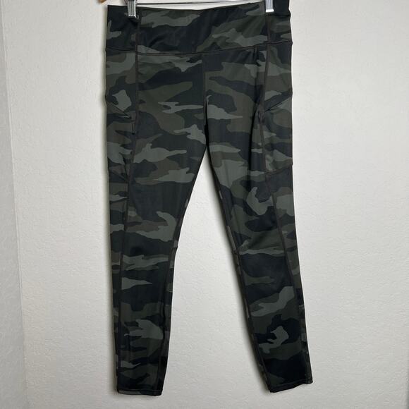 Athleta Women's Camouflage Leggings with Zip Pockets Size M - Picture 2 of 9